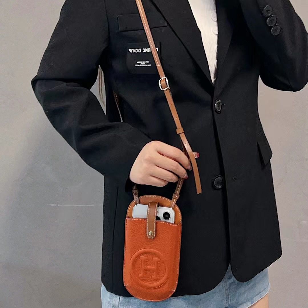 Universal H Mobile Phone Bag Crossbody Pouch Bag Adjustable Shoulder Strap / Orange Phone Case