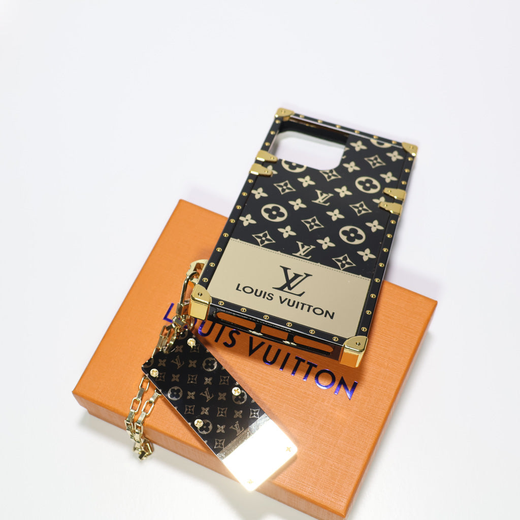 Reverse Golden Monogram LV Eye Trunk iPhone Case For 11 12 13 14 15 16 Pro Max Plus Series for 12-pr