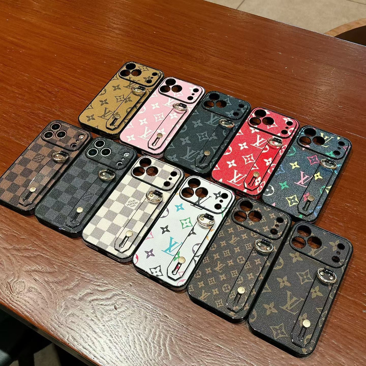 LV Hand Strap Back Cover Case For 13-17 / Pro / Pro Max / Plus / Air