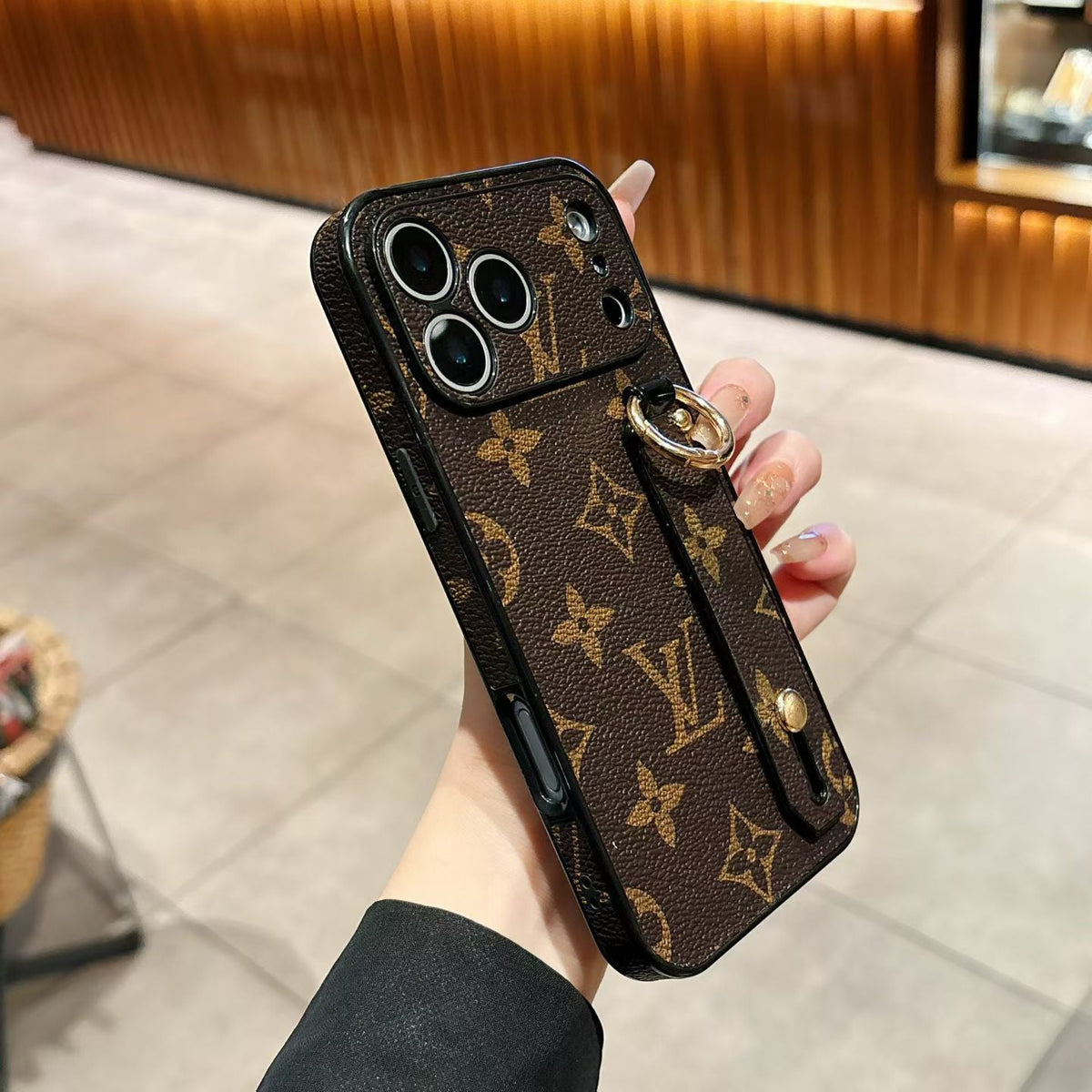 LV Hand Strap Back Cover Case For 13-17 / Pro / Pro Max / Plus / Air