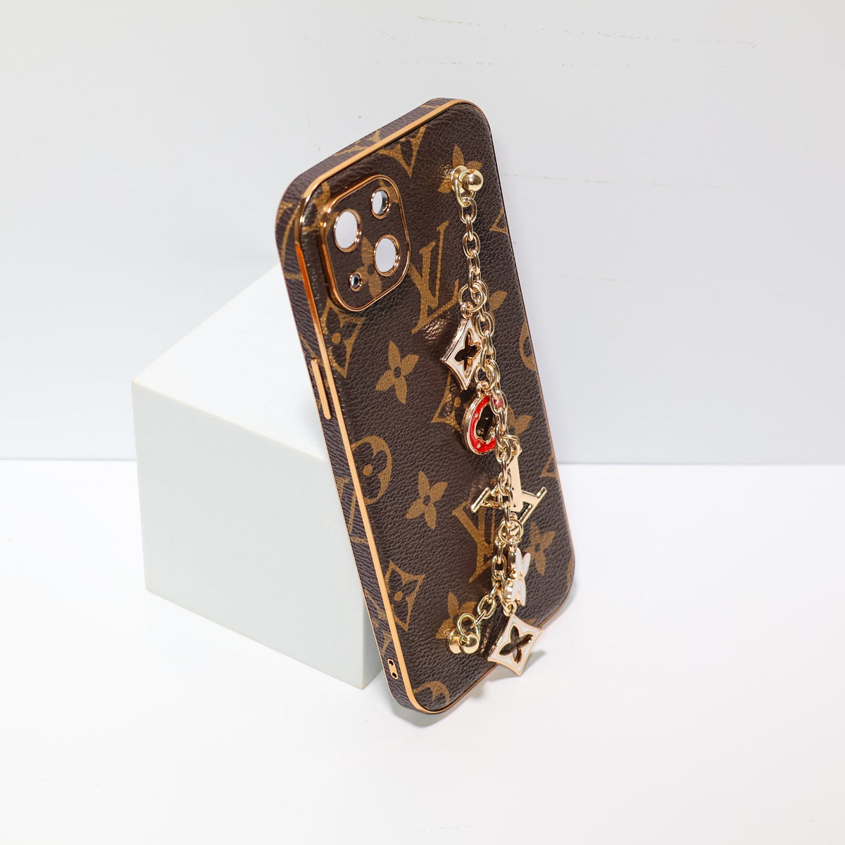 Ornament Luxury Hand Strap Phone Case For 12-16 Pro Max Plus for 14-plus