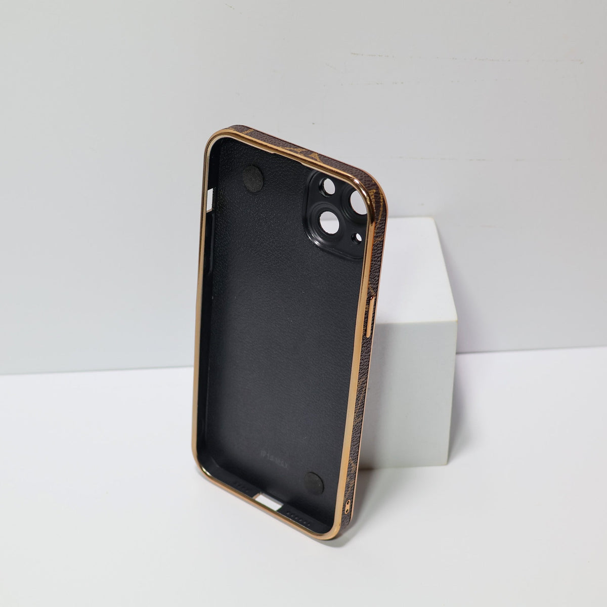 Ornament Luxury Hand Strap Phone Case For 12-16 Pro Max Plus for 12-pro