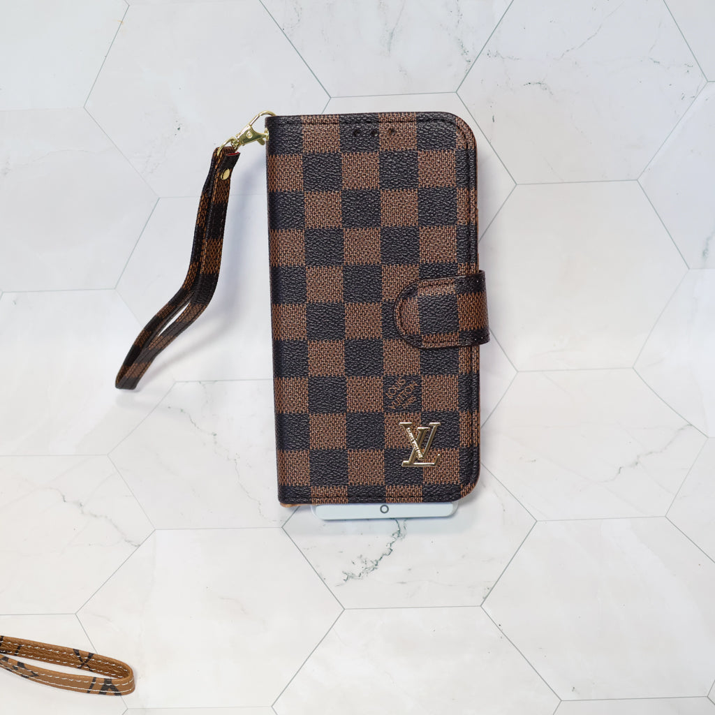 Classic LV Leather Wallet iPhone Case 12-17 Pro Max Plus Air for 12-pro