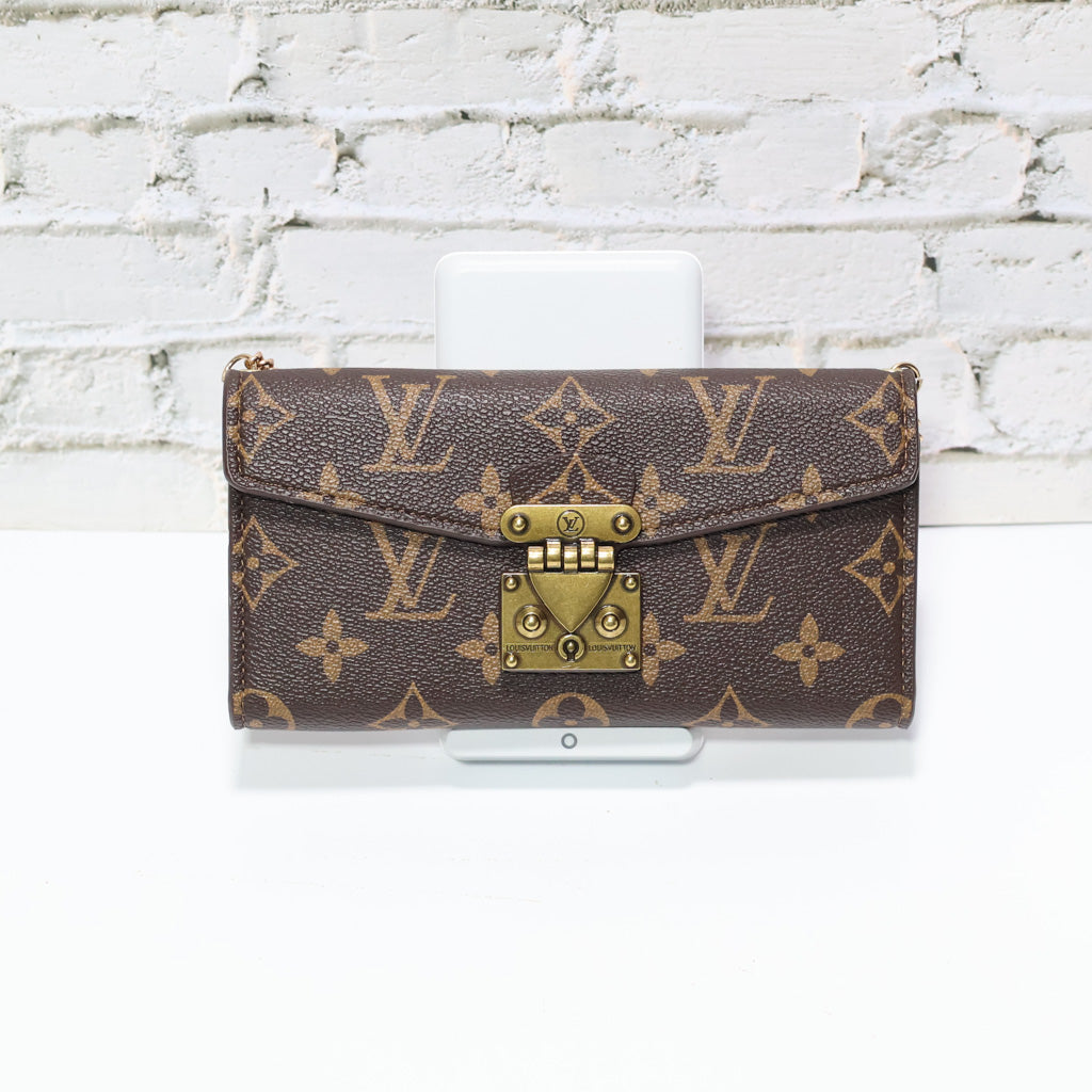 Brown Monogram Trifold LV iPhone Wallet For 17 Series iPhone Case