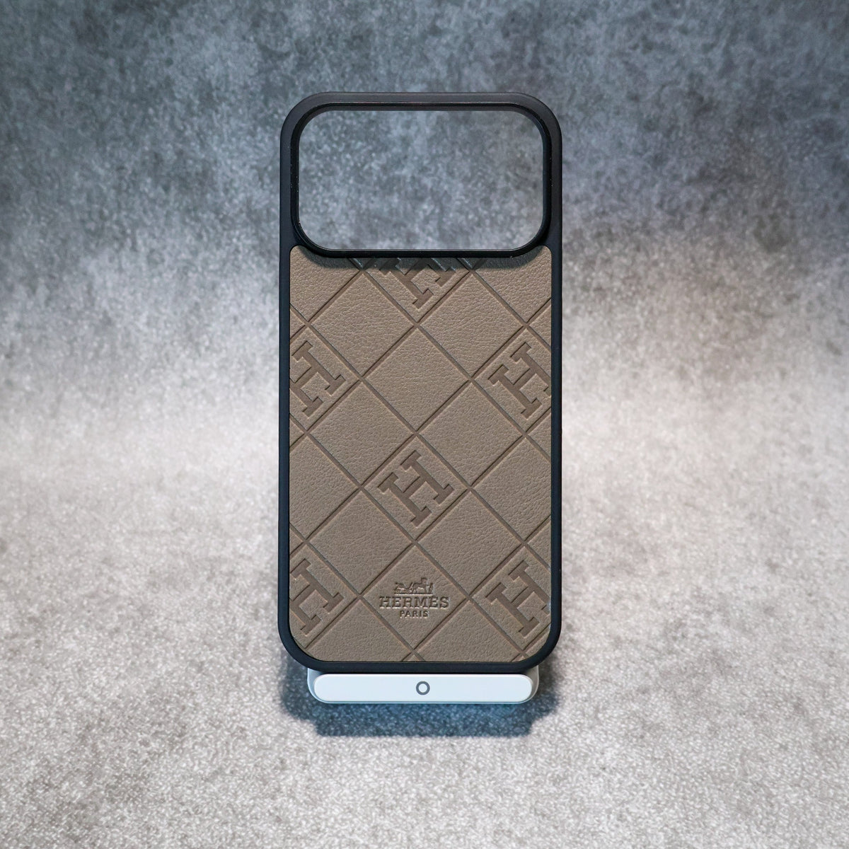 Stamped Leather H iPhone Case For 17 Series for iphone-17-pro-max
