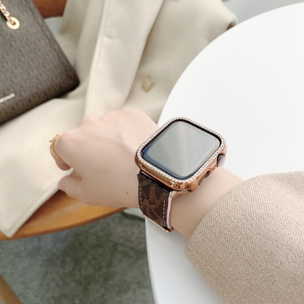 Michael Kors Apple Watch Strap for white-brown-keeper